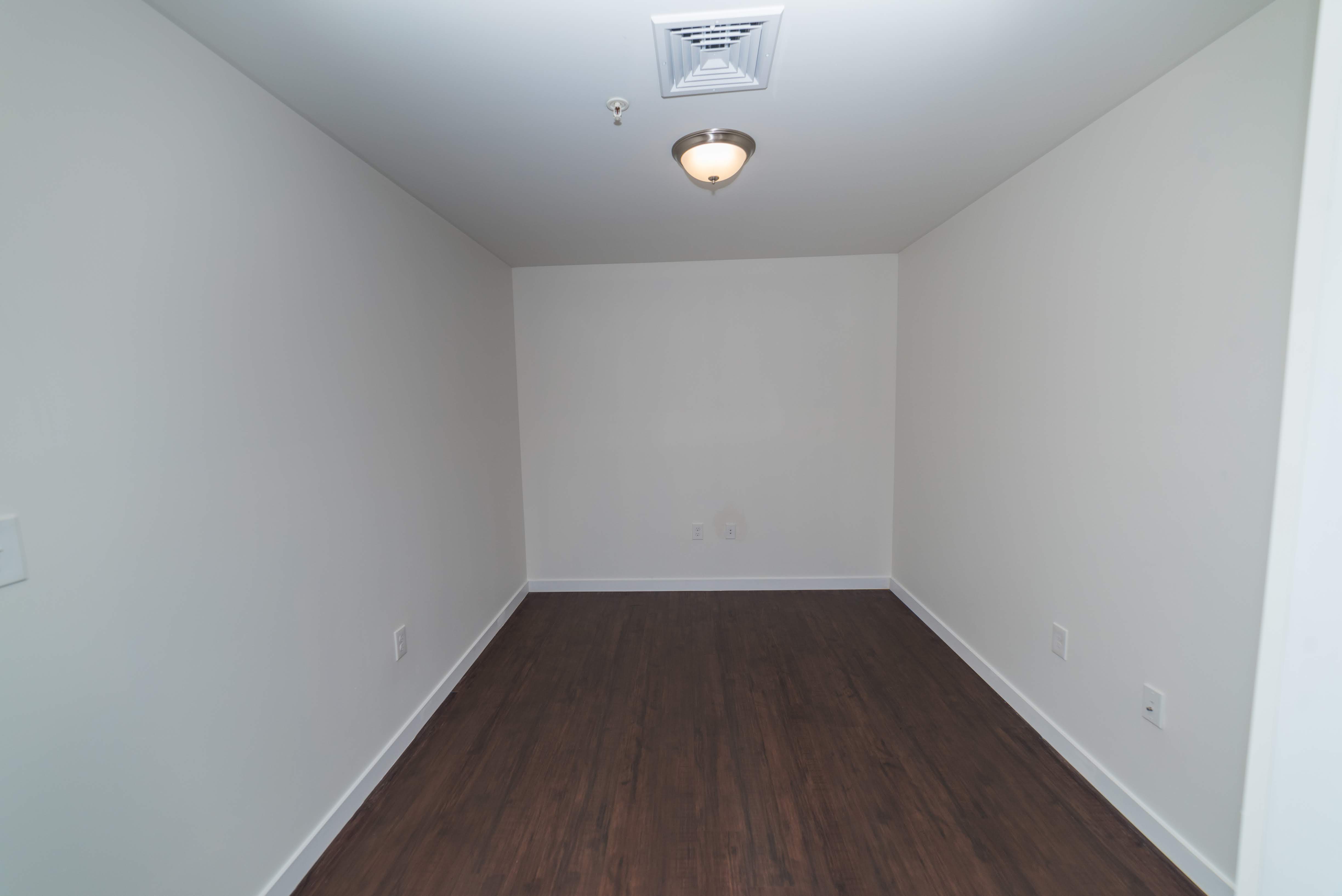 to Knights Apartments Gallery