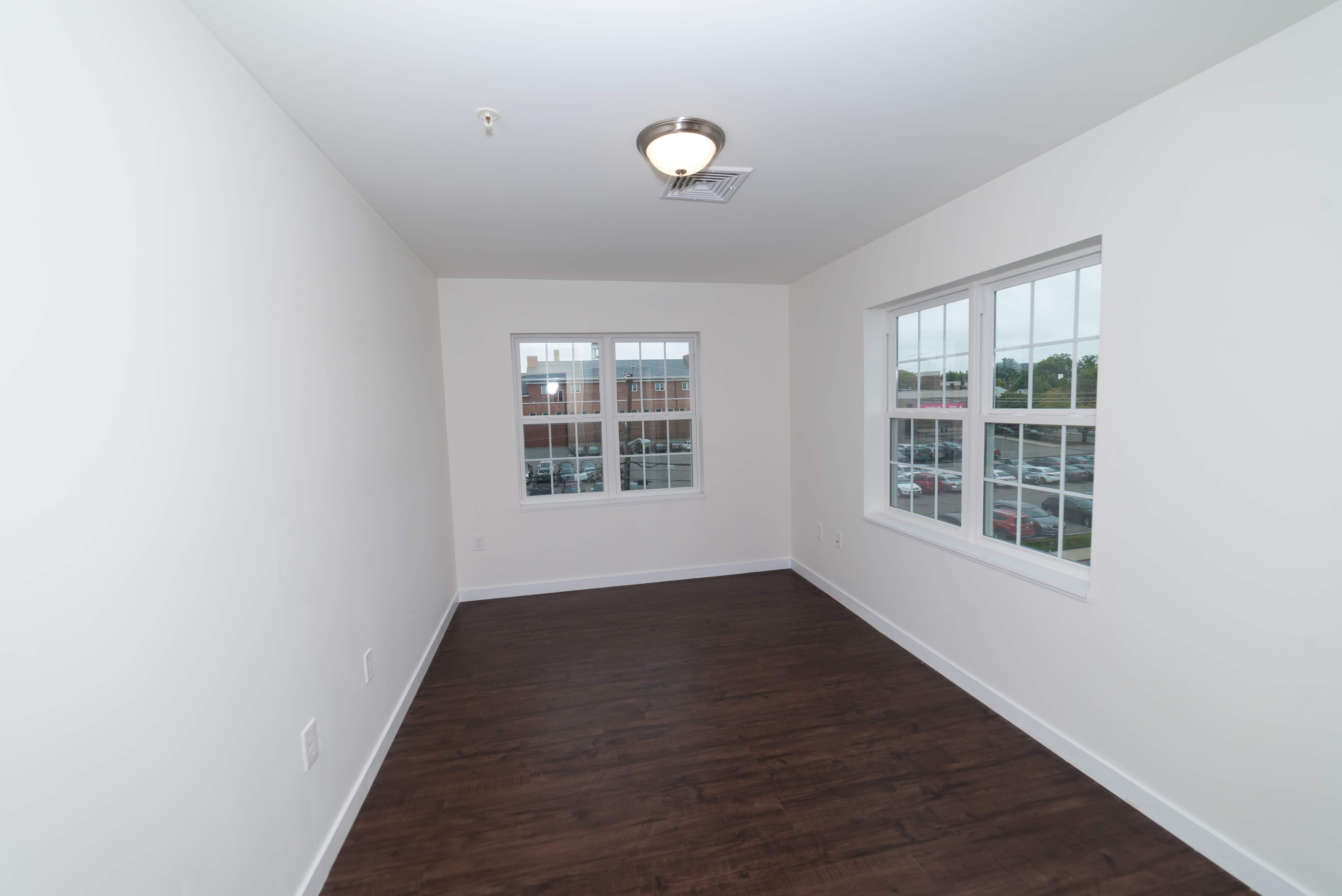 to Knights Apartments Gallery